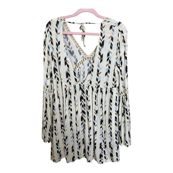 Design Lab Lord & Taylor lightweight long sleeve pattern tunic Medium - Picture 2 of 6